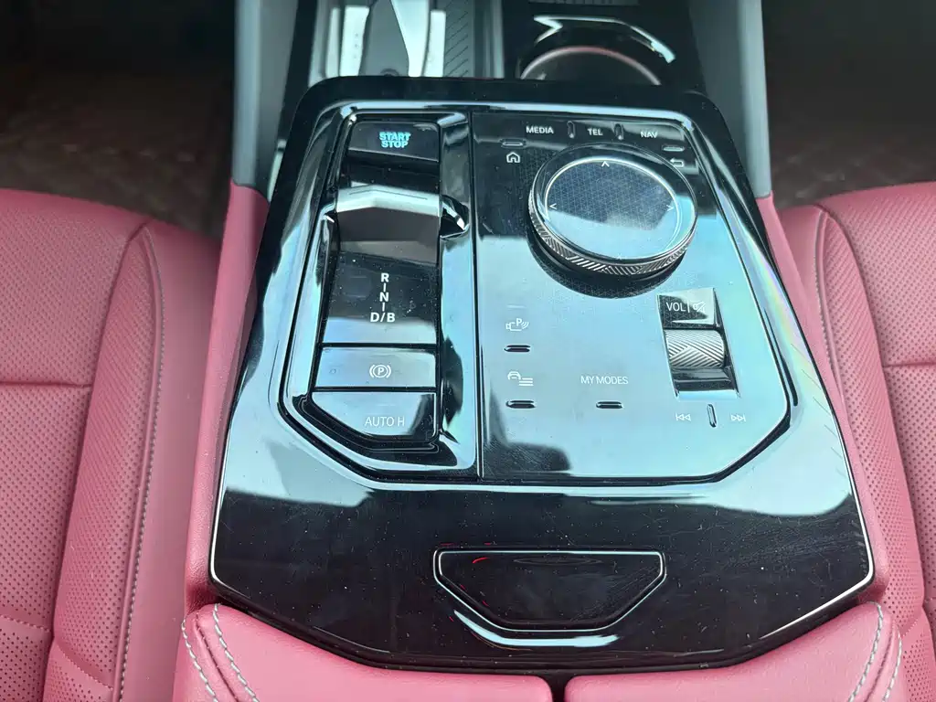 BMW i5 2025 — фото 7