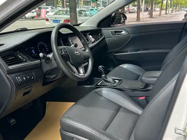 Hyundai Mistra 2017