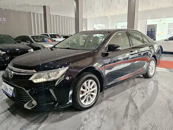 Toyota Camry 2015