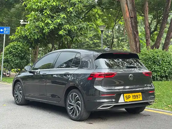 Volkswagen Golf 2020