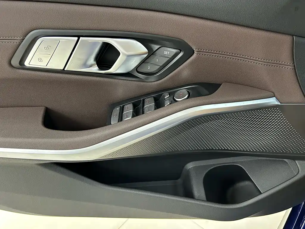 BMW 3 Series 2020 — фото 18