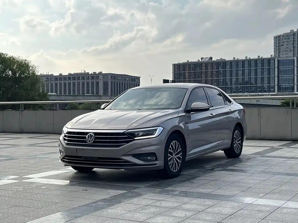 Volkswagen Sagitar 2020