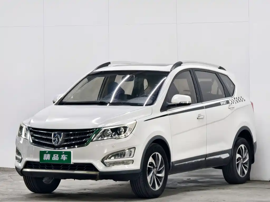 Baojun 560 2015 — фото 1