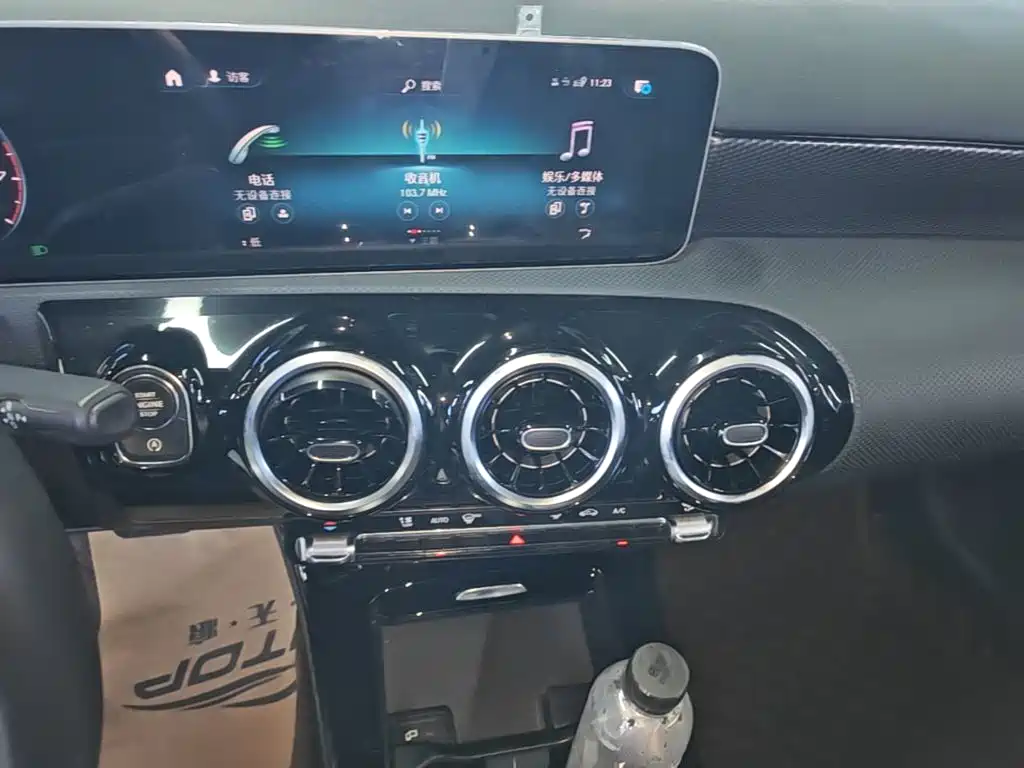 Mercedes-Benz A-Class 2020 — фото 13