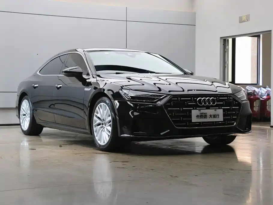 Audi A7L 2024 — фото 30