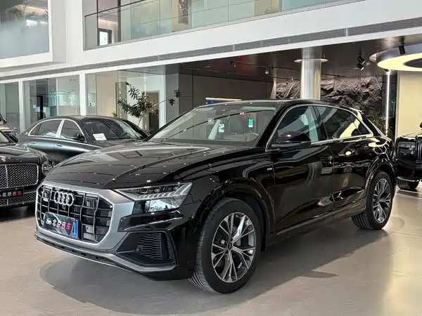 Audi Q8 2024