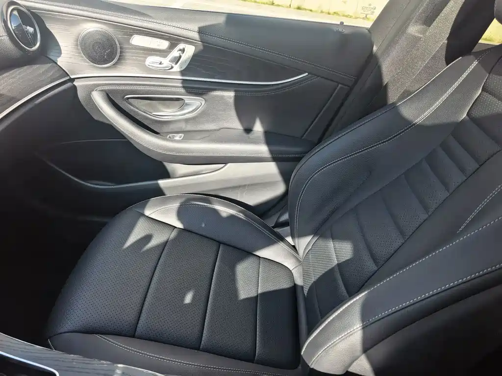 Mercedes-Benz E-Class 2020 — фото 14