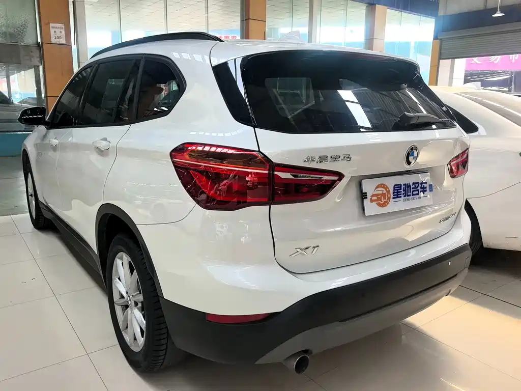 BMW X1 2019 — фото 13