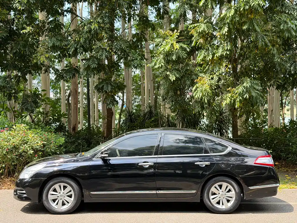 Nissan Teana 2011 — фото 2