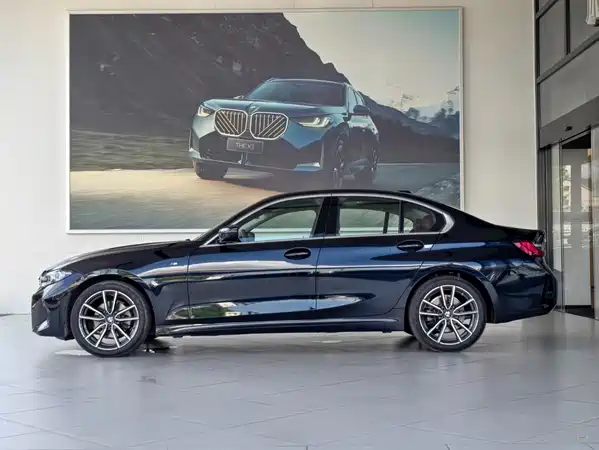 BMW 3 Series 2025