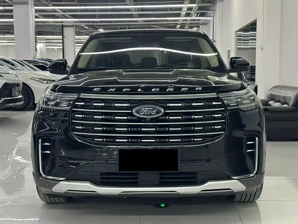 Ford Explorer 2023 — фото 2