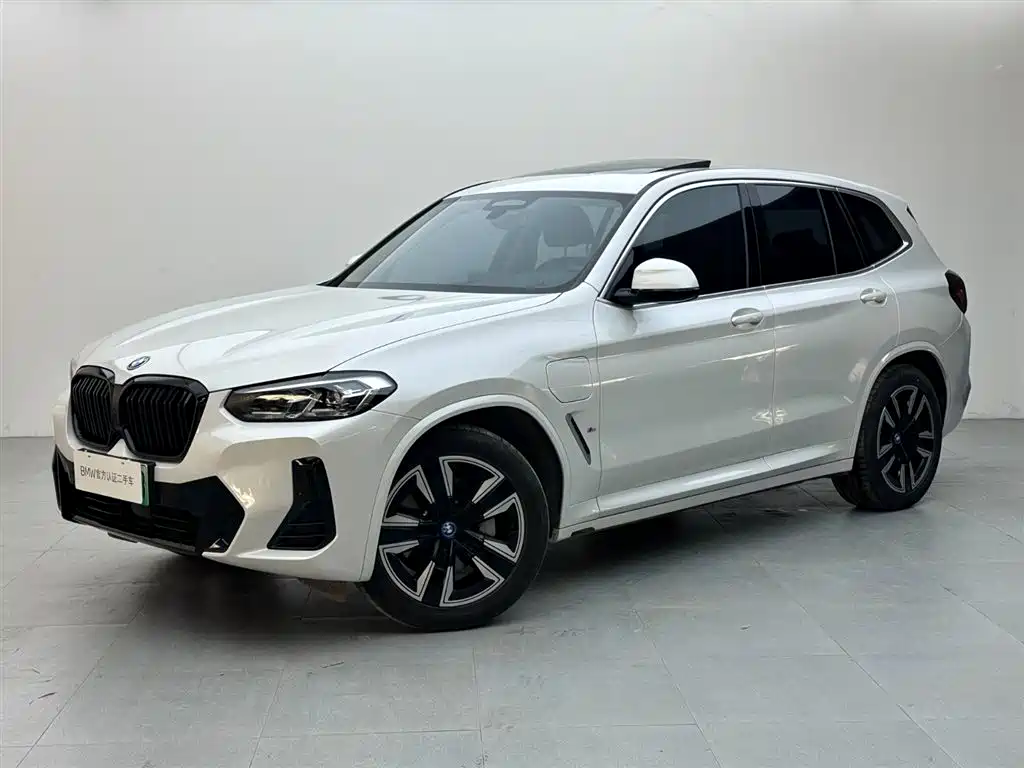BMW iX3 2025 — фото 1