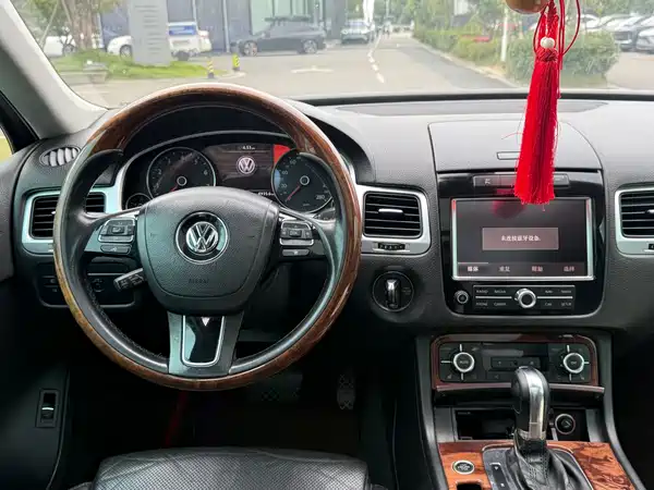 Volkswagen Touareg 2011