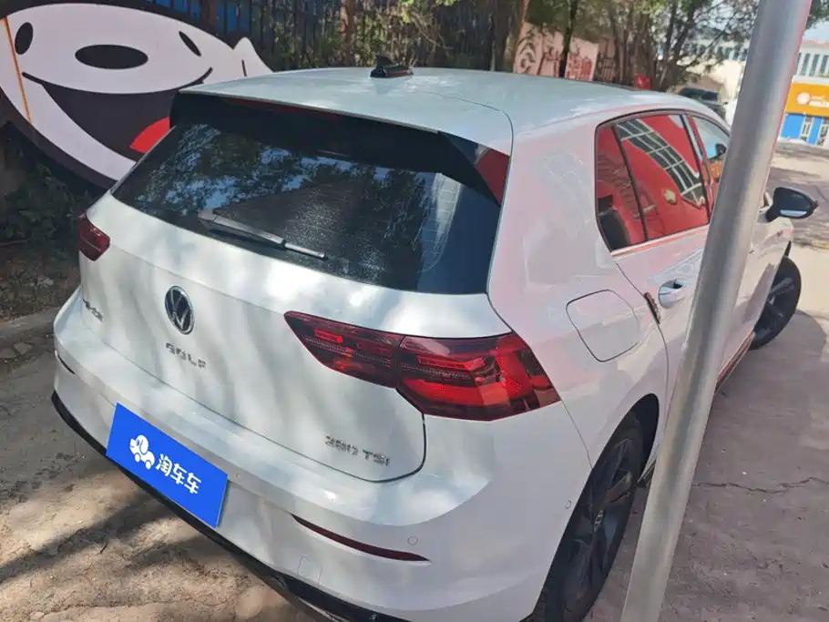 Volkswagen Golf 2022