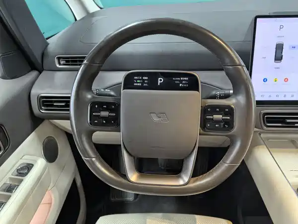 Li Auto MEGA 2024