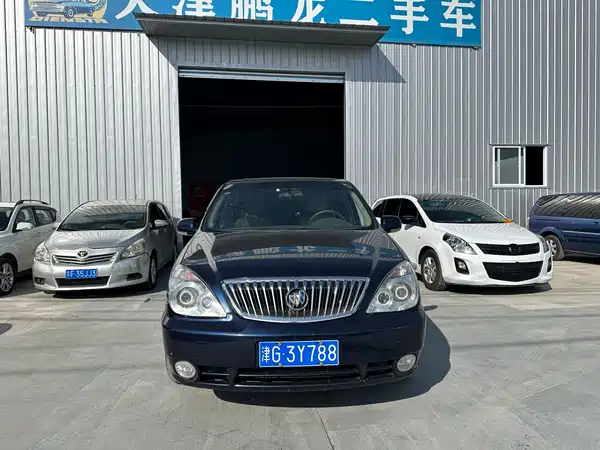 Buick GL8 2013