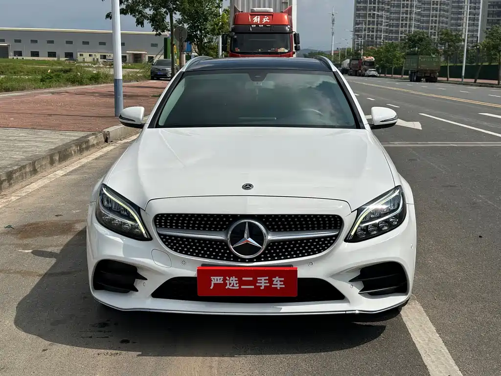 Mercedes-Benz C-Class 2020