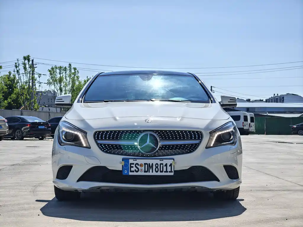 Mercedes-Benz CLA 2015