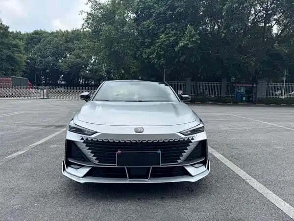 Changan UNI-V 2022
