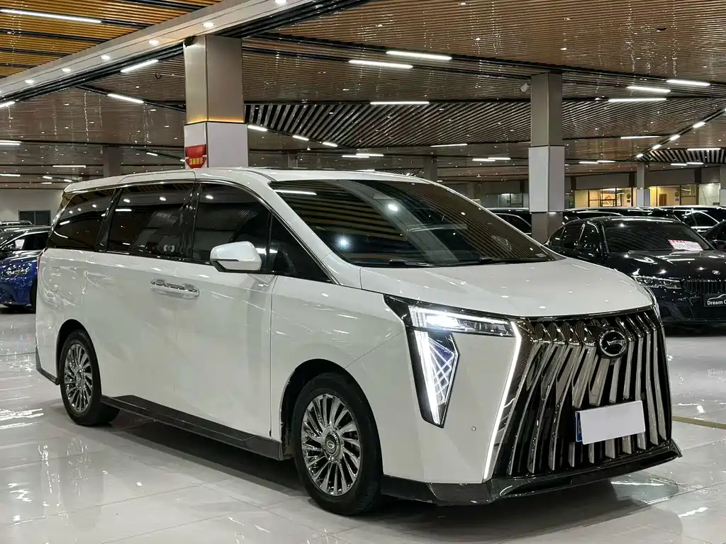 GAC Motor Trumpchi M8 2023 — фото 3