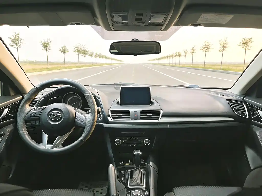 Mazda 3 Axela 2015