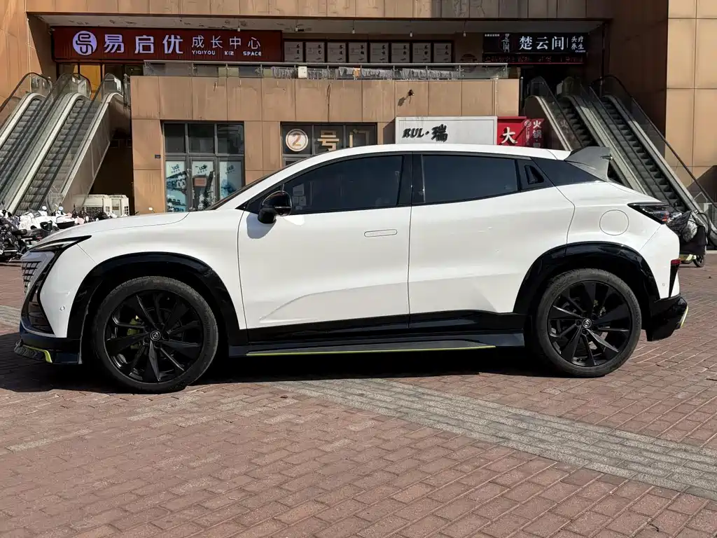 Changan UNI-T 2022 — фото 3