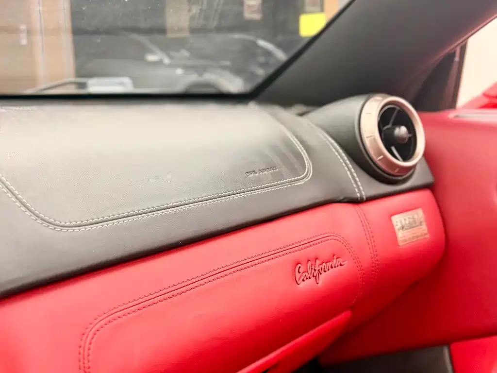 Ferrari California T 2011 — фото 18