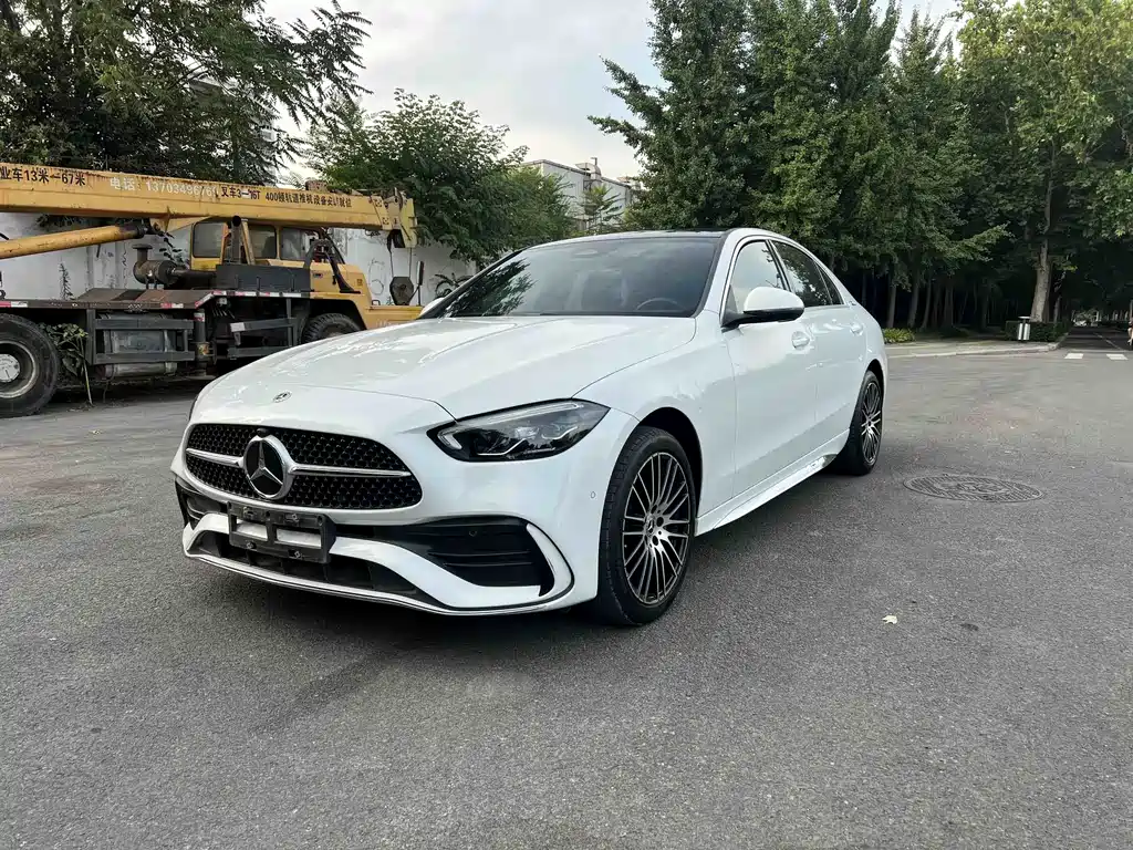 Mercedes-Benz C-Class 2023