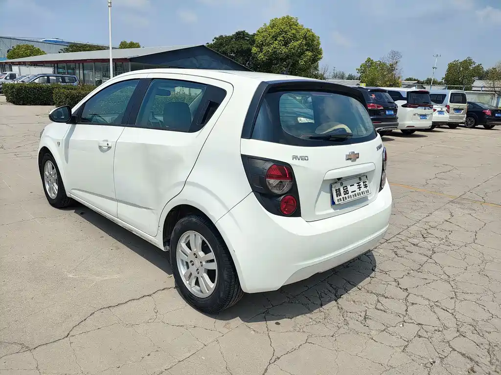 Chevrolet Aveo 2014 — фото 7