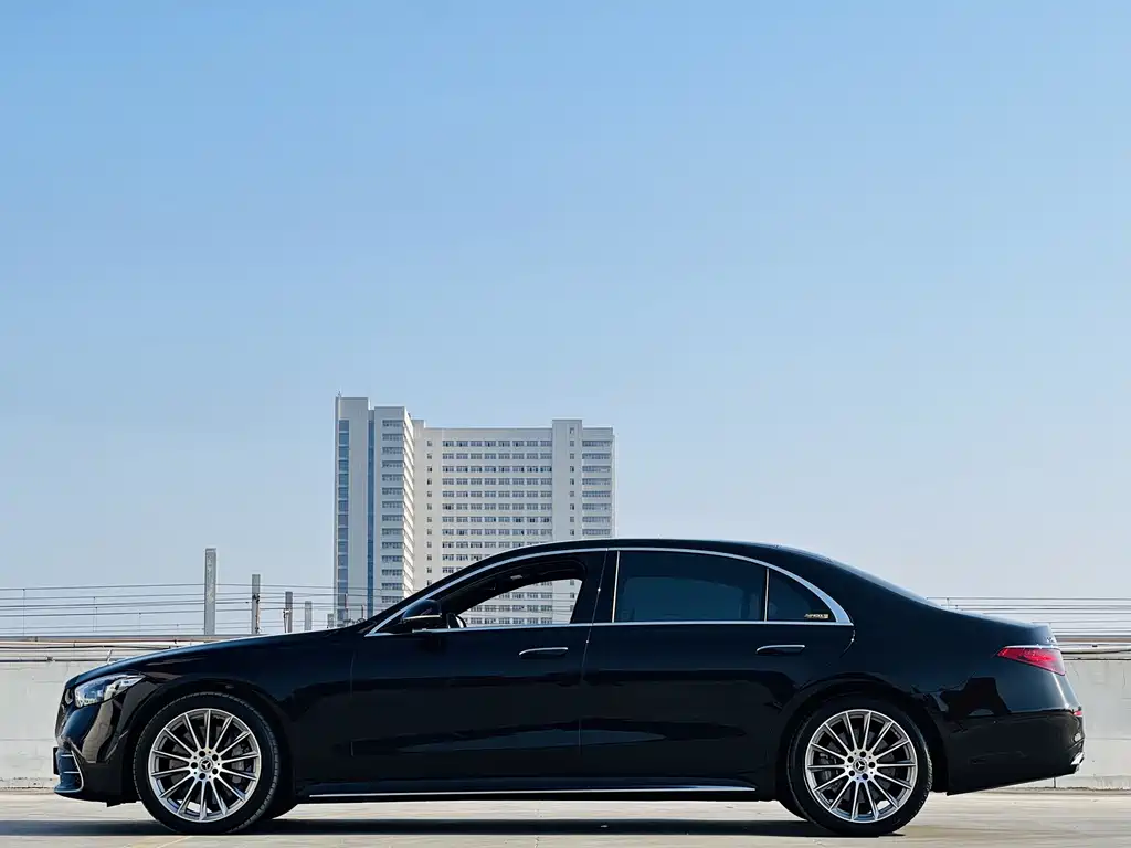 Mercedes-Benz S-Class 2024 — фото 12