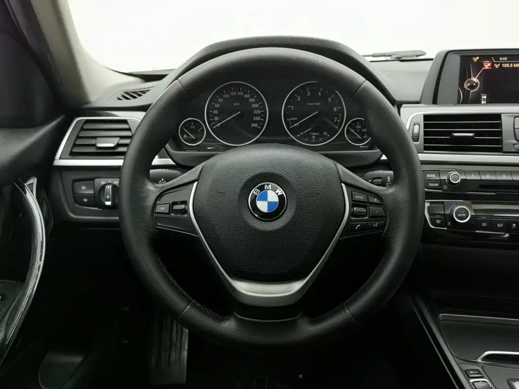 BMW 3 Series 2016 — фото 11