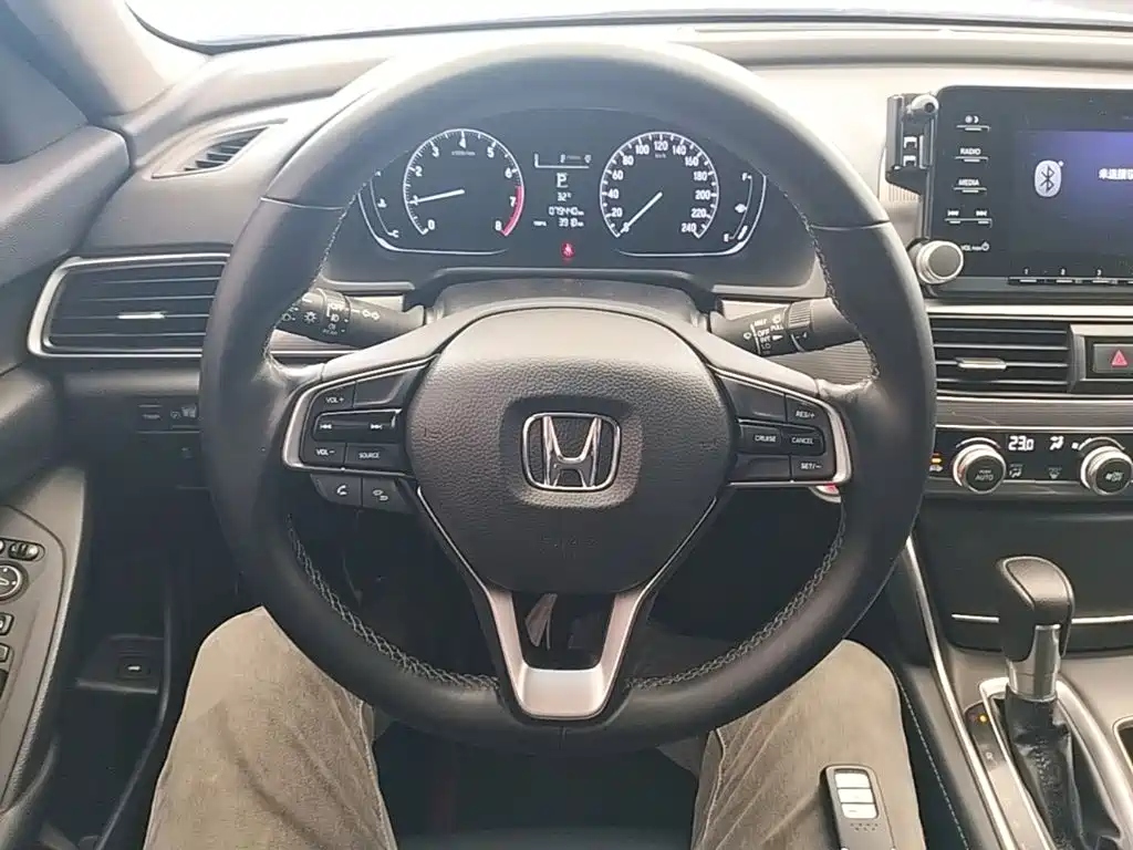 Honda Accord 2021 — фото 11