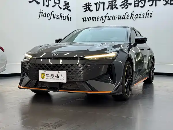 Changan UNI-V 2024