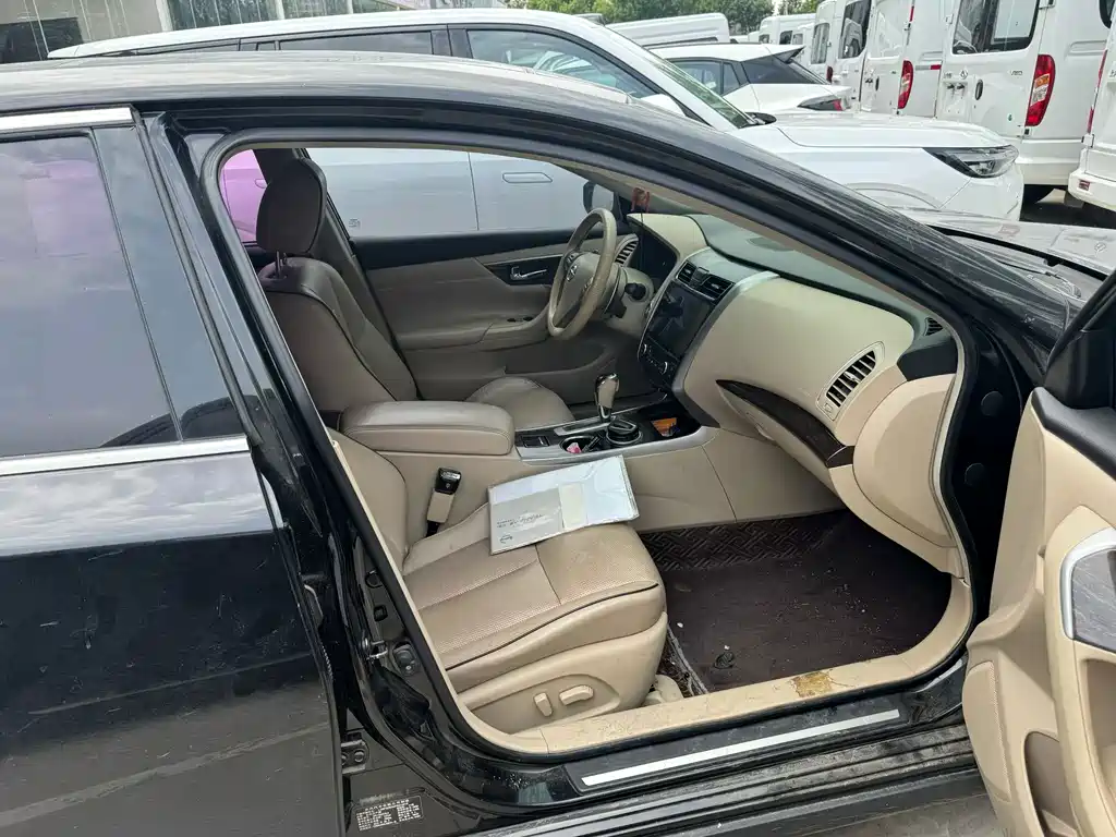 Nissan Teana 2015