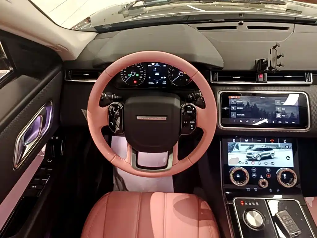 Land Rover Velar 2019 — фото 11