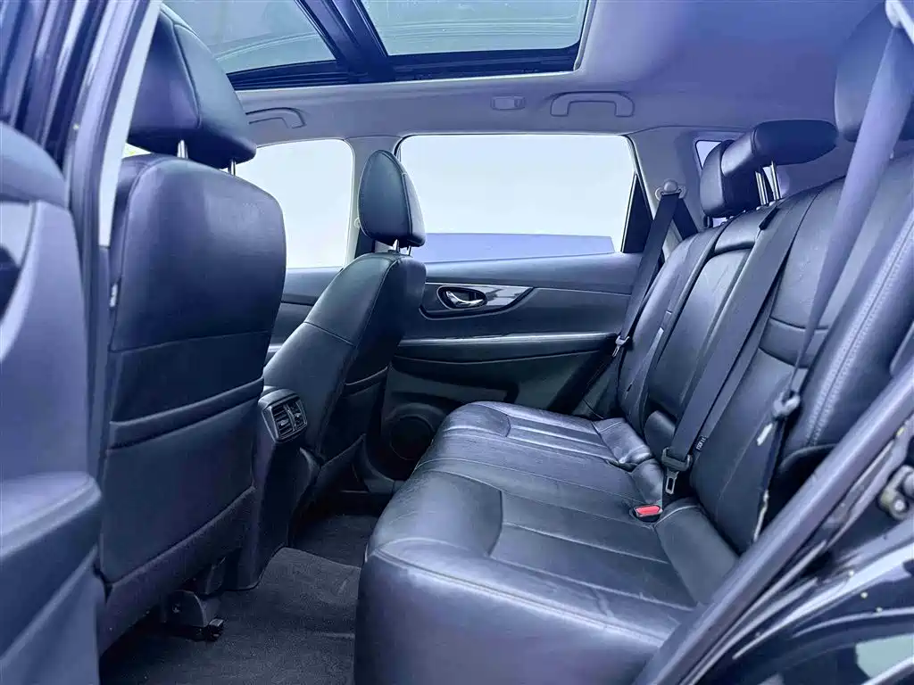 Nissan X-Trail 2018 — фото 13