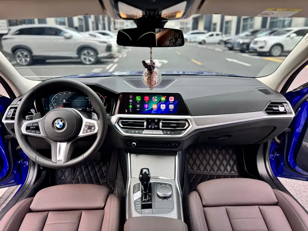 BMW 3 Series 2021 — фото 10