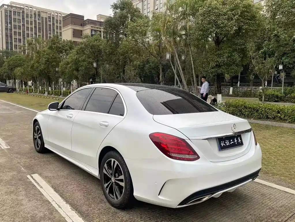 Mercedes-Benz C-Class 2018