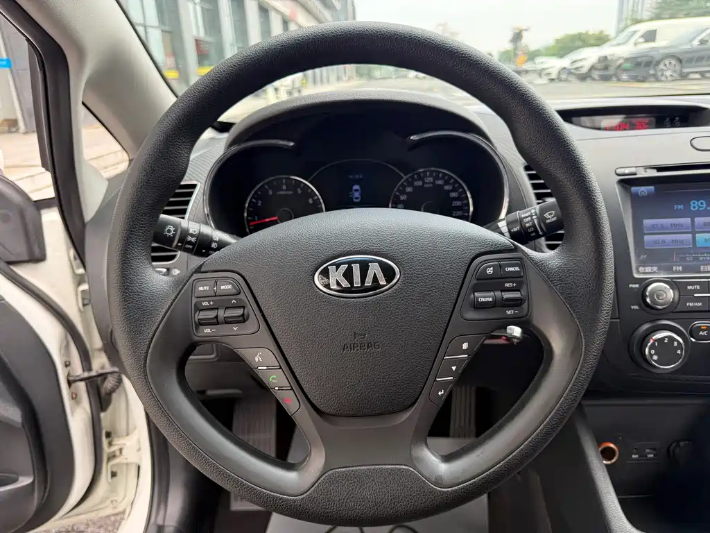Kia K3 2014