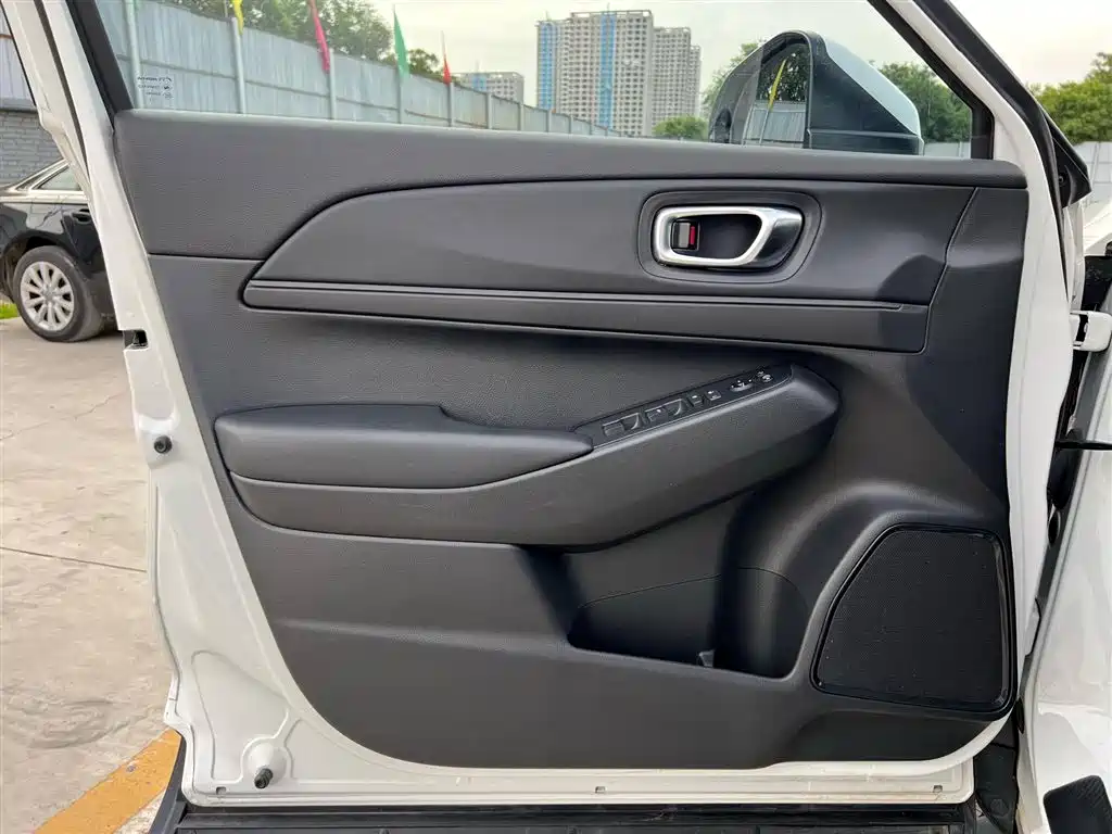 Honda Vezel 2023 — фото 8