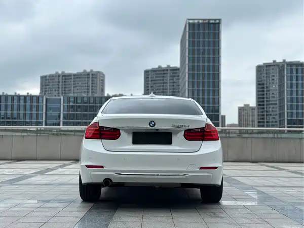 BMW 3 Series 2015
