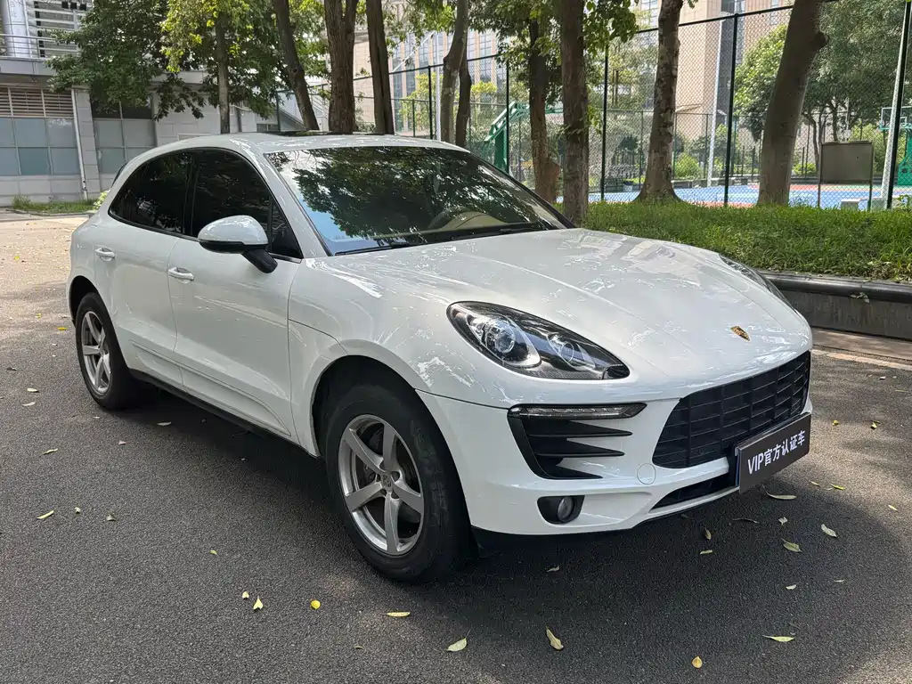 Porsche Macan 2015