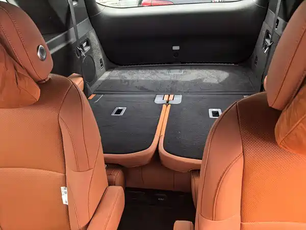 Li Auto L9 2025
