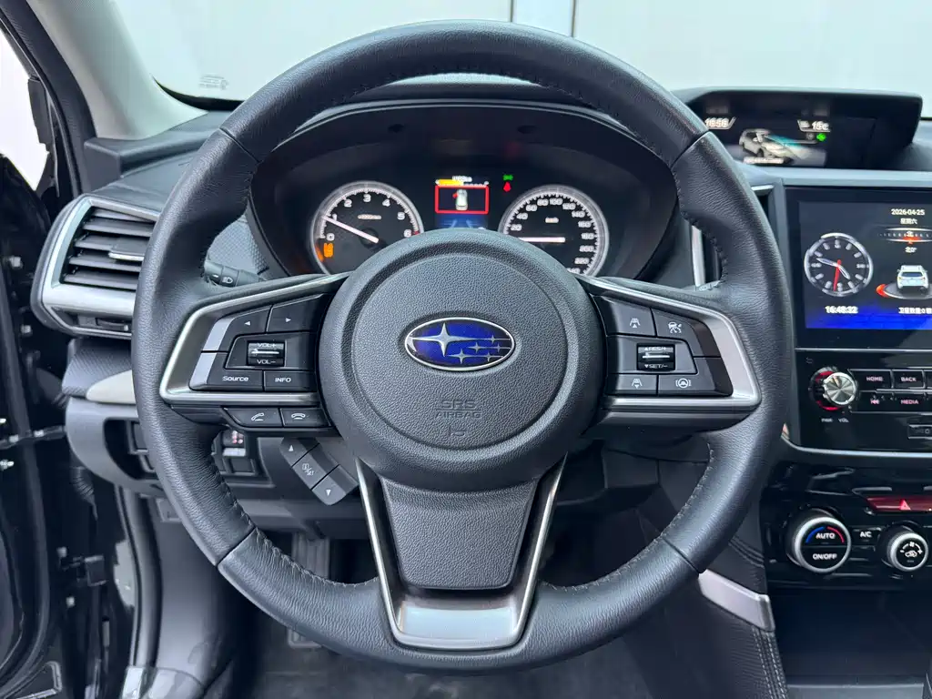 Subaru Forester 2022 — фото 11