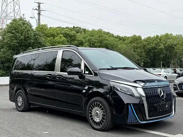 Mercedes-Benz Vito 2023
