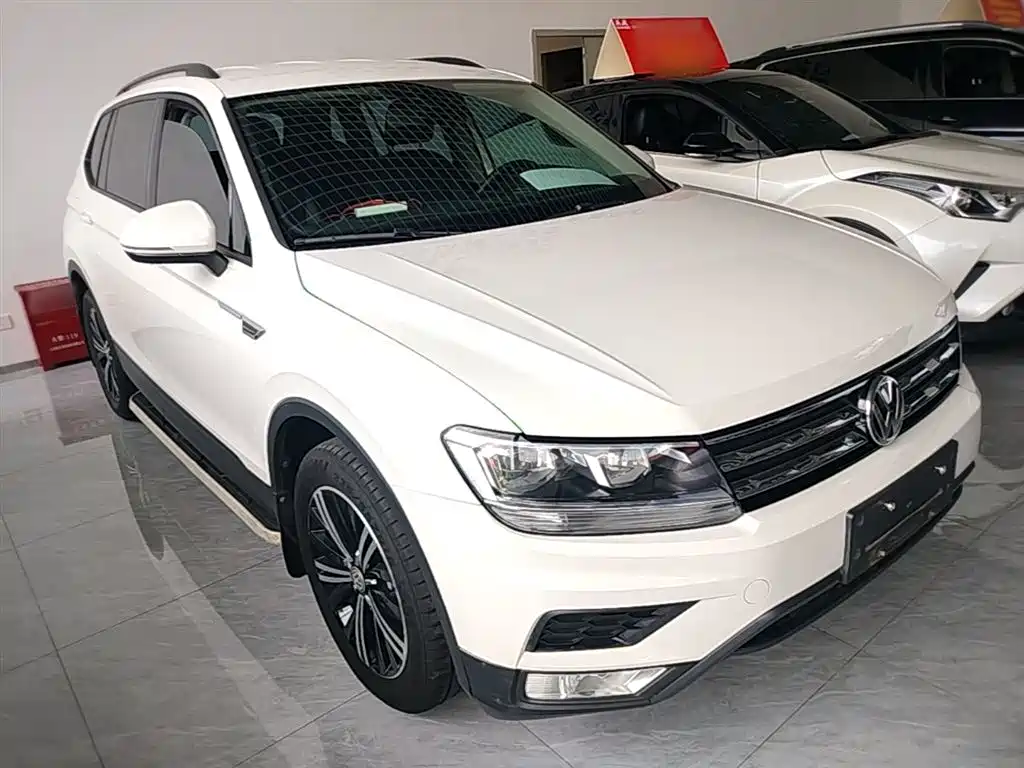 Volkswagen Tiguan L 2020 — фото 4