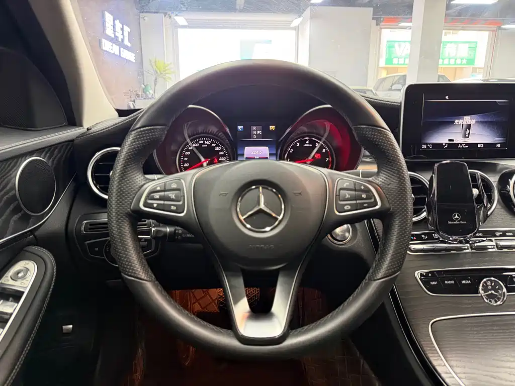 Mercedes-Benz C-Class 2016 — фото 14