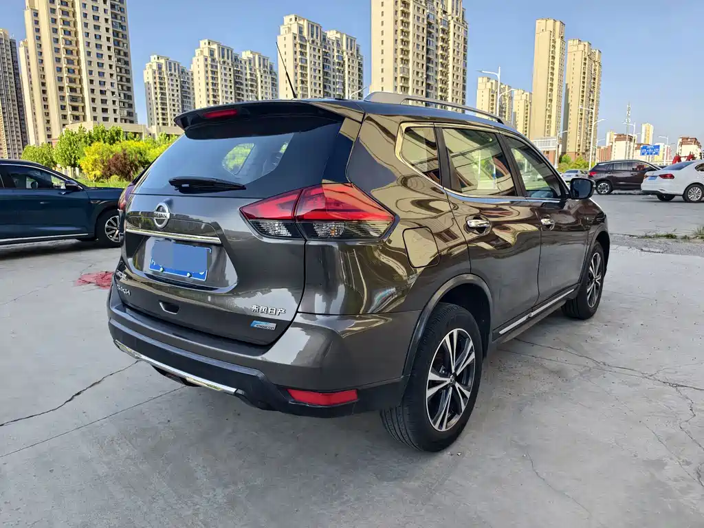 Nissan X-Trail 2018 — фото 4