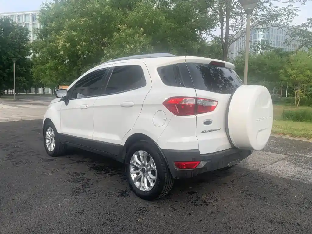 Ford EcoSport 2017 — фото 4