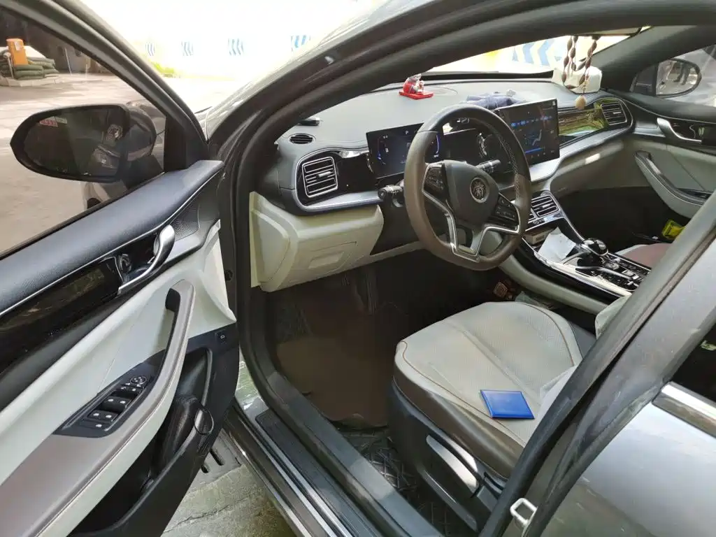 BYD Qin PLUS 2023 — фото 14